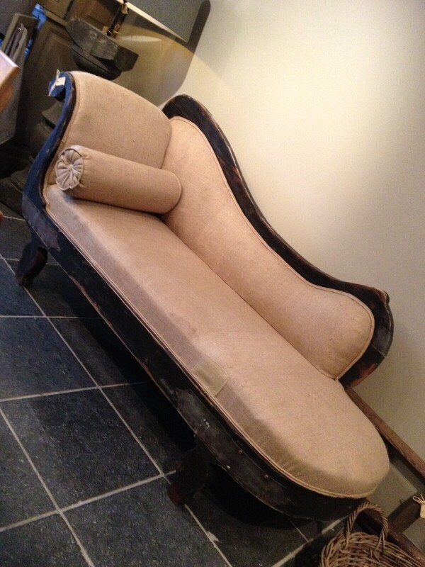chaise longue toneel attribuut