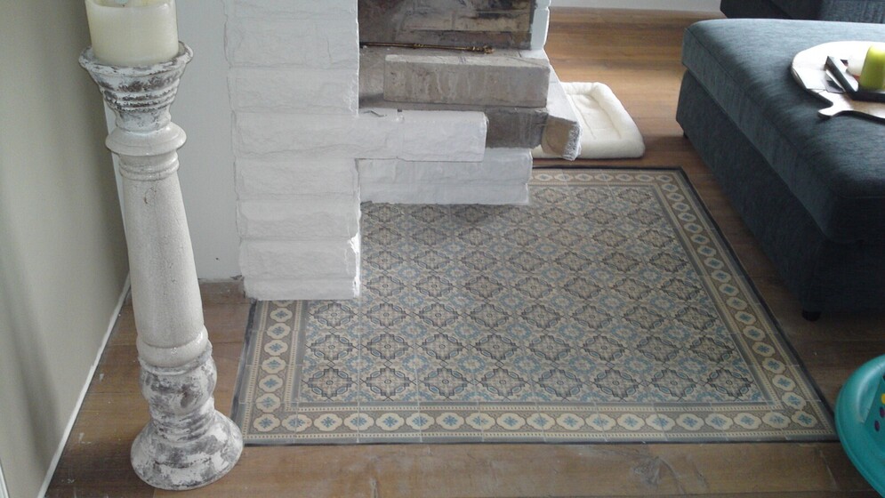 oude keramieke vloertegels